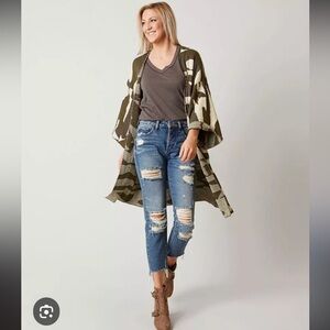 NWT Miss Me 3/4 sleeve camo duster sweater. Sz S